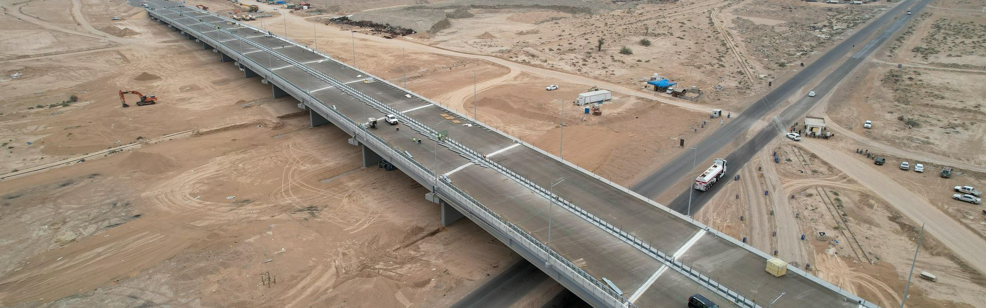 Iraq’s $17 billion Development Road Project backed by Türkiye, Iraq, the UAE, and Qatar is advancing in Basra, connecting the newly constructed Grand Faw Port to rail and road corridors. 